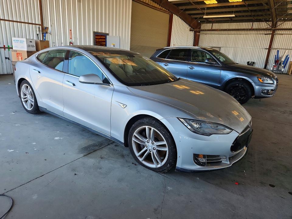 Продаж на аукціоні авто 2013 Tesla Model S, vin: 5YJSA1CN8DFP13772, номер лоту: 58610656
