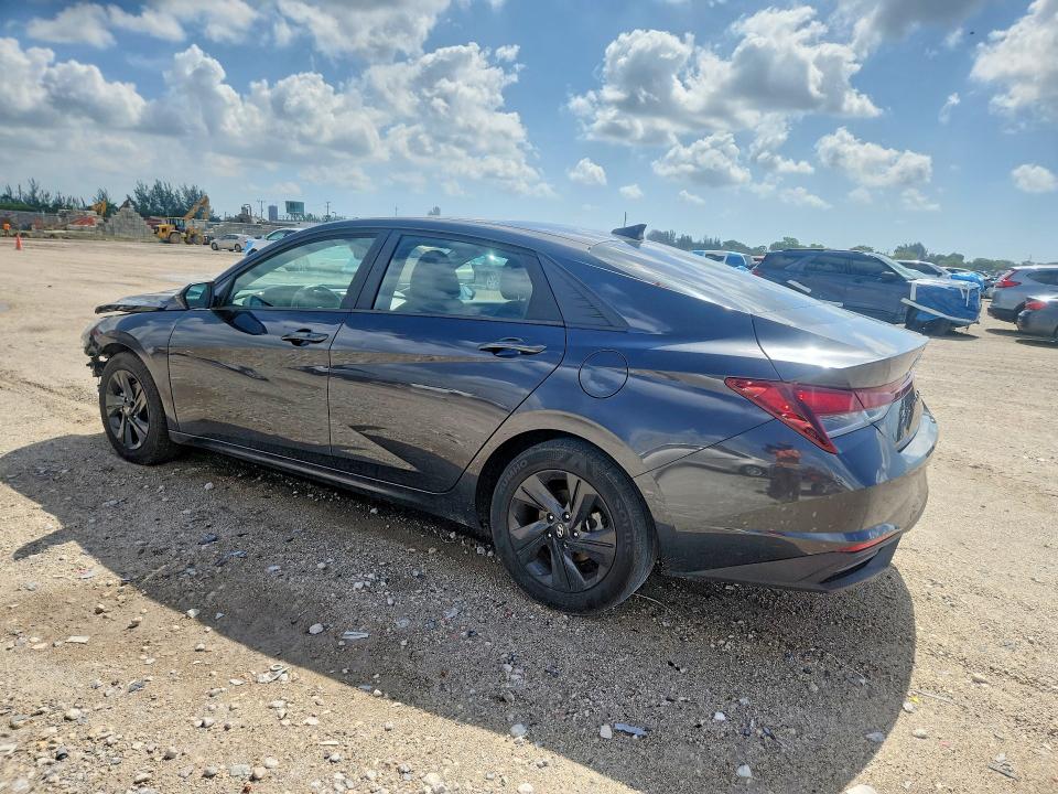 57811796 :رقم المزاد ، 5NPLS4AG4MH032002 vin ، 2021 Hyundai Elantra مزاد بيع