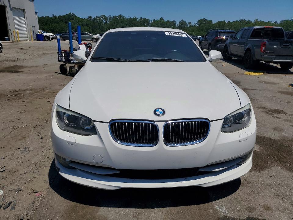 2011 Bmw 335 მანქანა იყიდება აუქციონზე, vin: WBADX7C54BE743101, აუქციონის ნომერი: 55204656