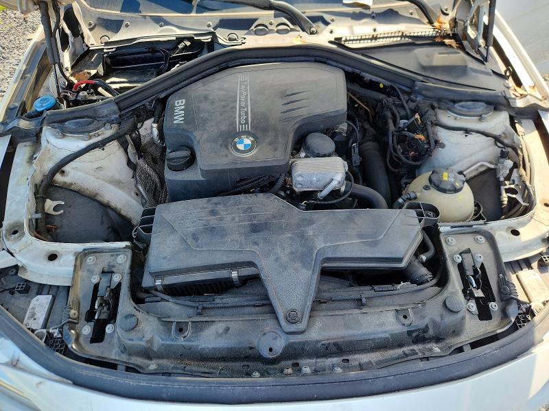 58709036 :رقم المزاد ، WBA8E5G58JNV01710 vin ، 2018 Bmw 320 مزاد بيع