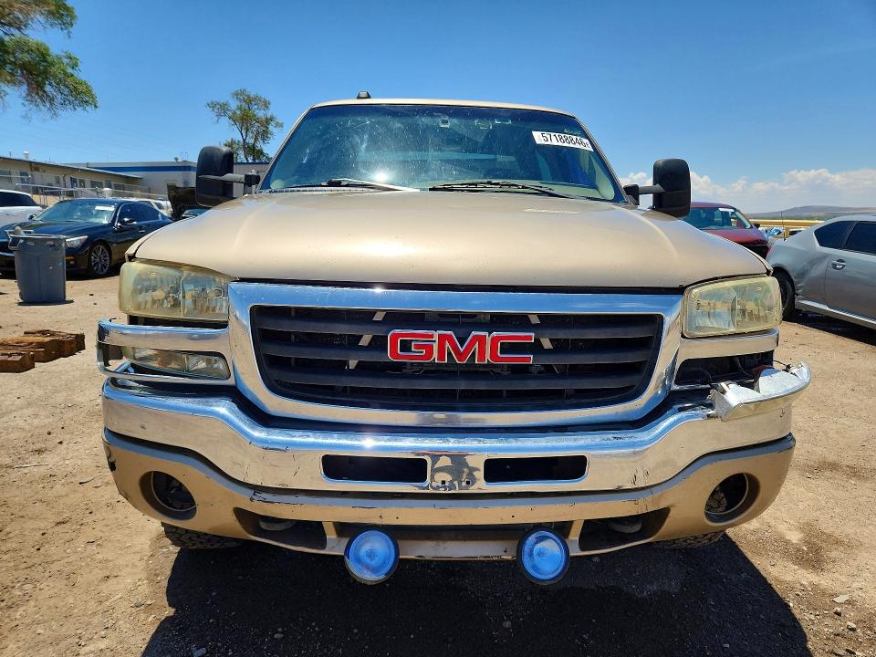 57188846 :رقم المزاد ، 1GTGC23U04F110193 vin ، 2004 Gmc Sierra مزاد بيع