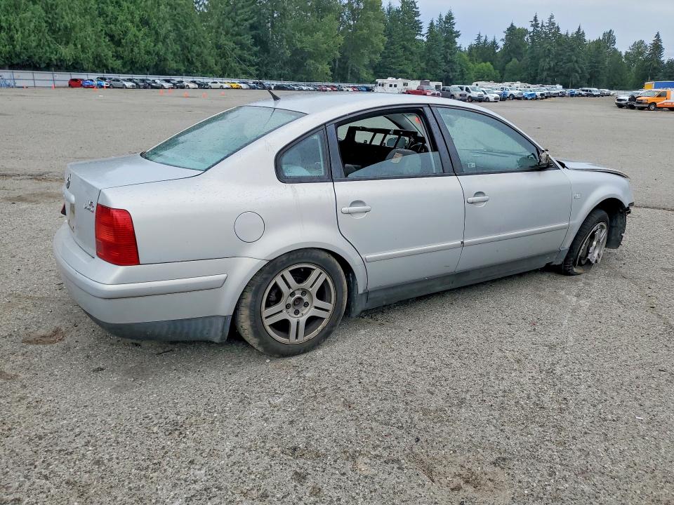 Aukcja sprzedaży 2000 Volkswagen Passat, vin: WVWUH23B1YE395338, numer aukcji: 58950646