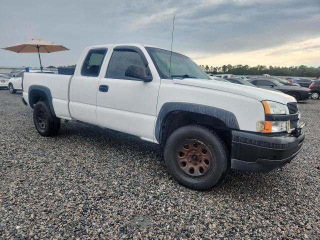 2004 Chevrolet Silverado მანქანა იყიდება აუქციონზე, vin: 2GCEK19T641199147, აუქციონის ნომერი: 57472396