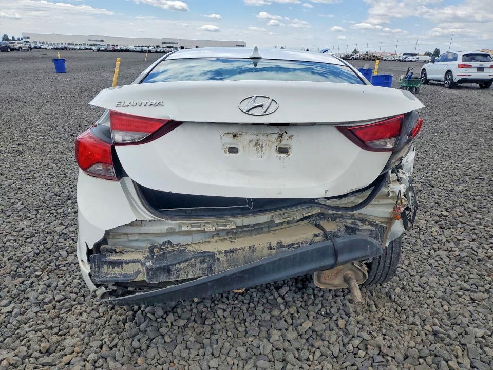 85978975 :رقم المزاد ، 5NPDH4AE3FH569514 vin ، 2015 Hyundai Elantra مزاد بيع