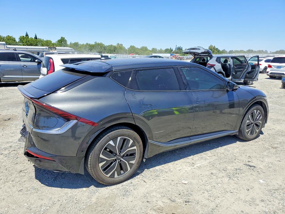 2023 Kia Ev6 მანქანა იყიდება აუქციონზე, vin: KNDC34LAXP5117954, აუქციონის ნომერი: 58806206