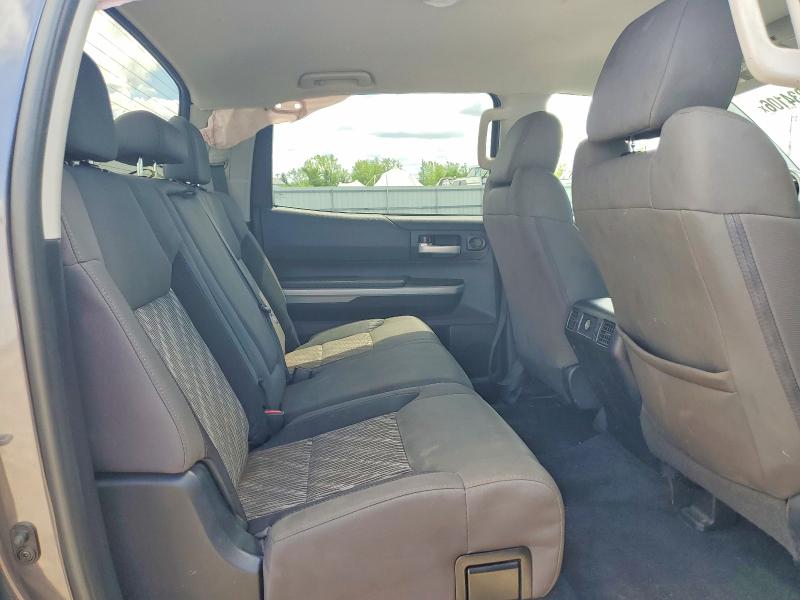 Продаж на аукціоні авто 2018 Toyota Tundra, vin: 5TFDY5F19JX685079, номер лоту: 55834106