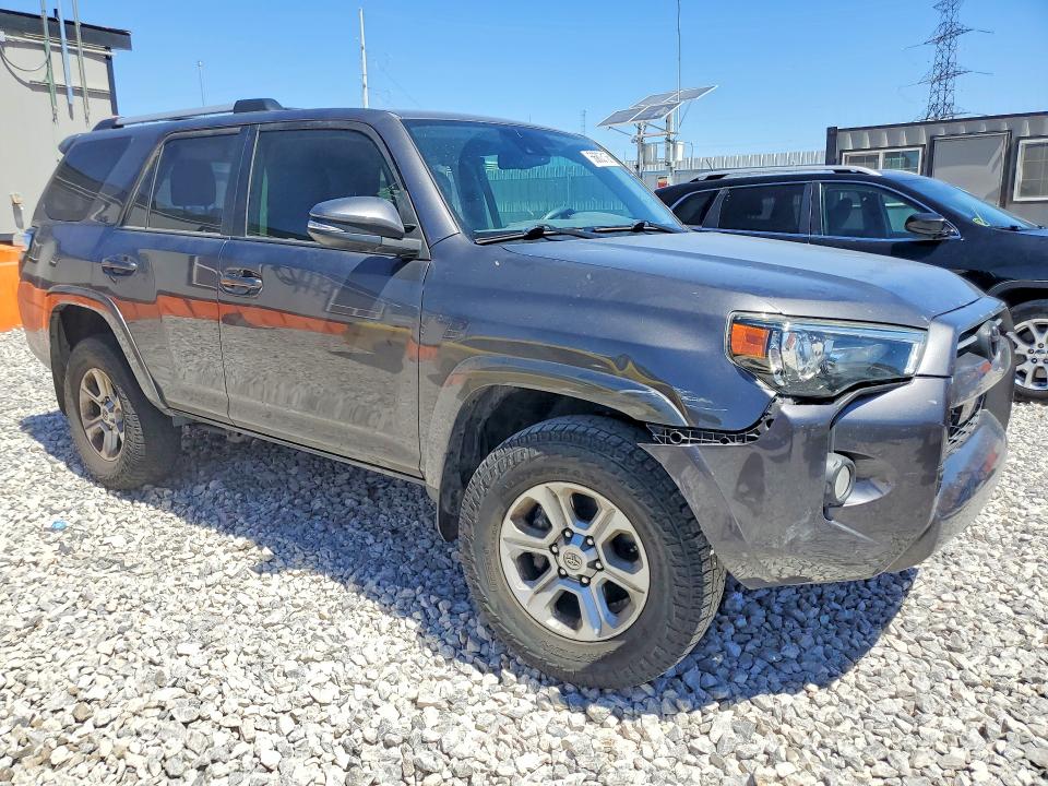 56803136 :رقم المزاد ، JTEBU5JR0L5757961 vin ، 2020 Toyota 4runner مزاد بيع