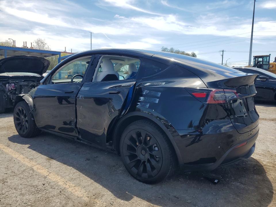 Продаж на аукціоні авто 2025 Tesla Model Y, vin: 7SAYGAEE7SF239402, номер лоту: 56069236