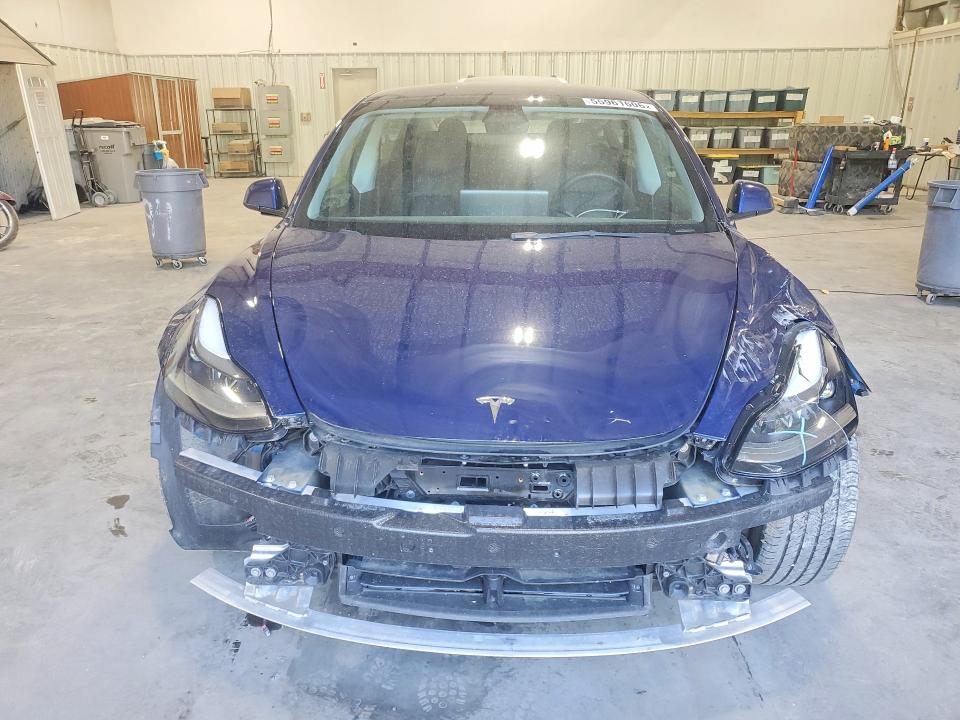 Продажа на аукционе авто 2022 Tesla Model 3, vin: 5YJ3E1EB0NF111851, номер лота: 55961606