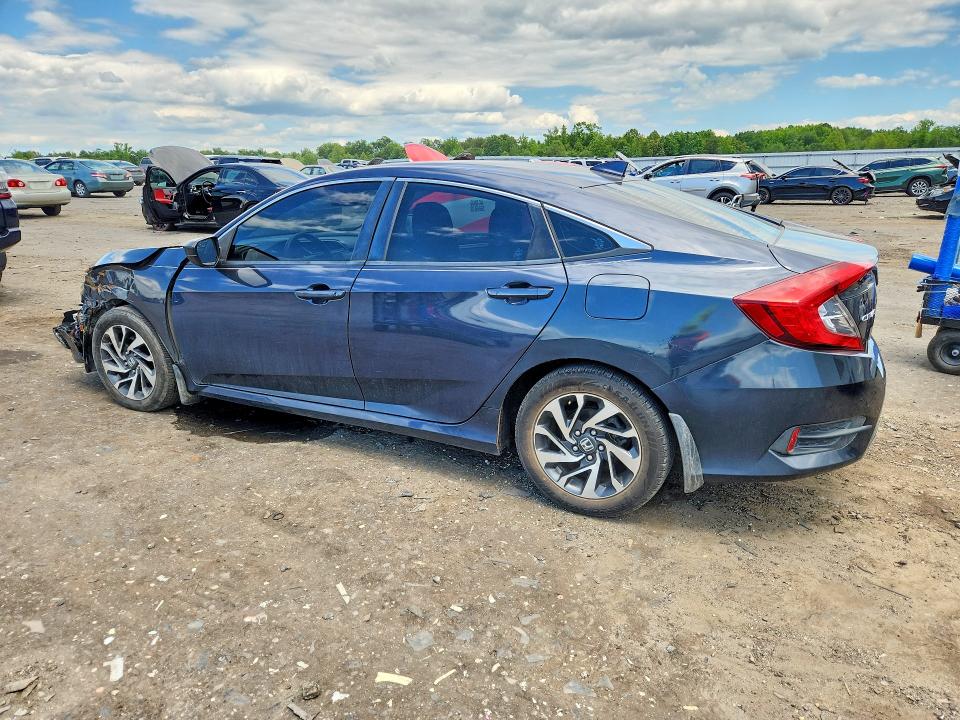 Продажа на аукционе авто 2019 Honda Civic, vin: 2HGFC2F6XKH555899, номер лота: 57329196