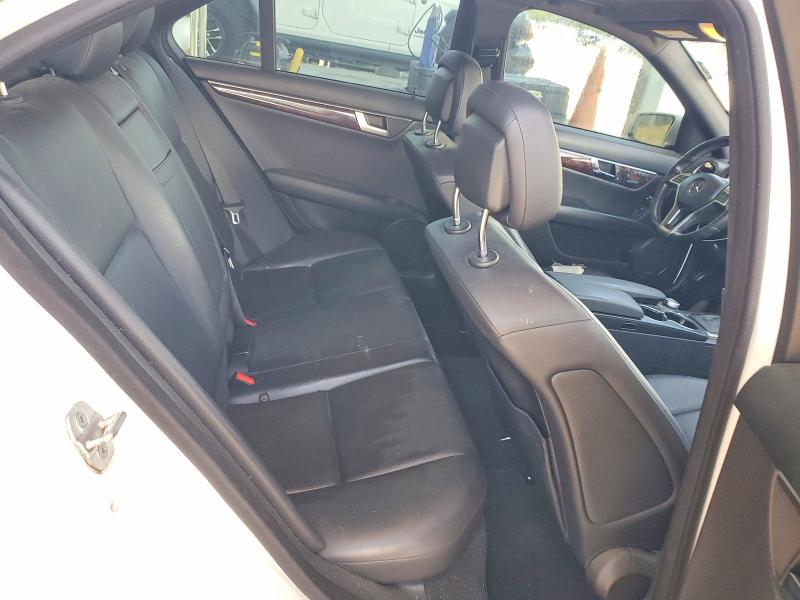2014 Mercedes-benz C მანქანა იყიდება აუქციონზე, vin: WDDGF4HB2ER309293, აუქციონის ნომერი: 58222316