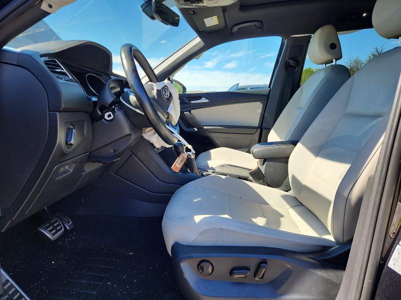 56989596 :رقم المزاد ، 3VV2B7AX1MM114407 vin ، 2021 Volkswagen Tiguan مزاد بيع