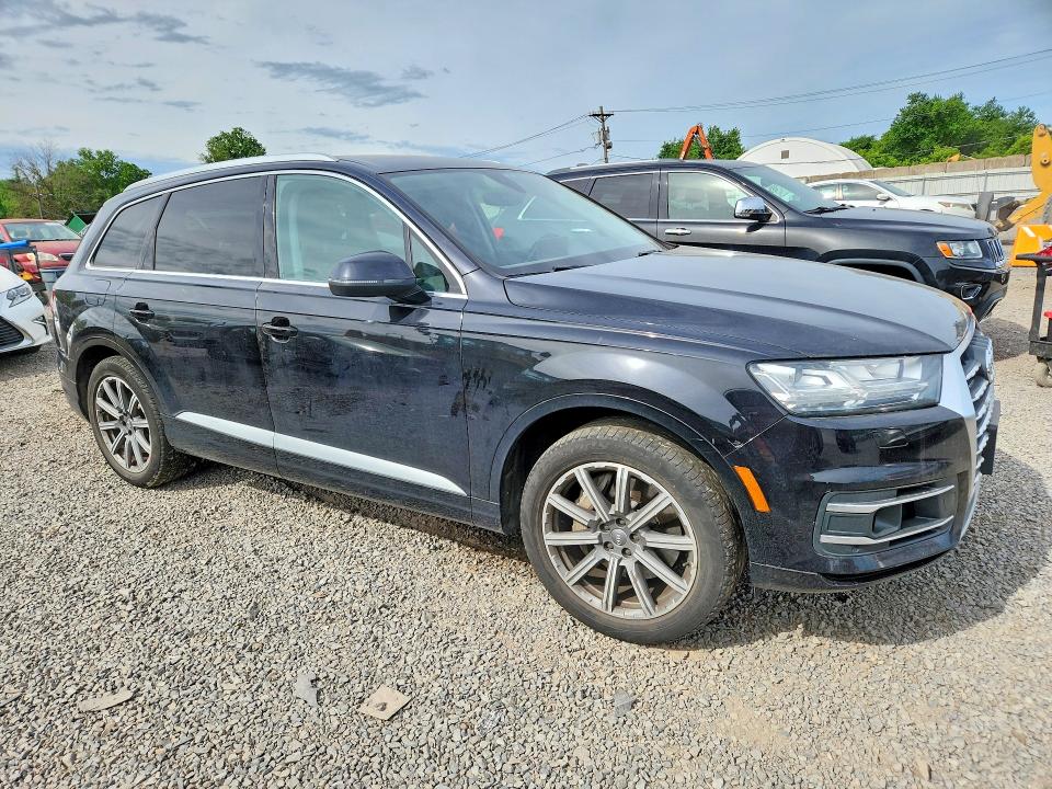 57720626 :رقم المزاد ، WA1VAAF77JD020540 vin ، 2018 Audi Q7 مزاد بيع