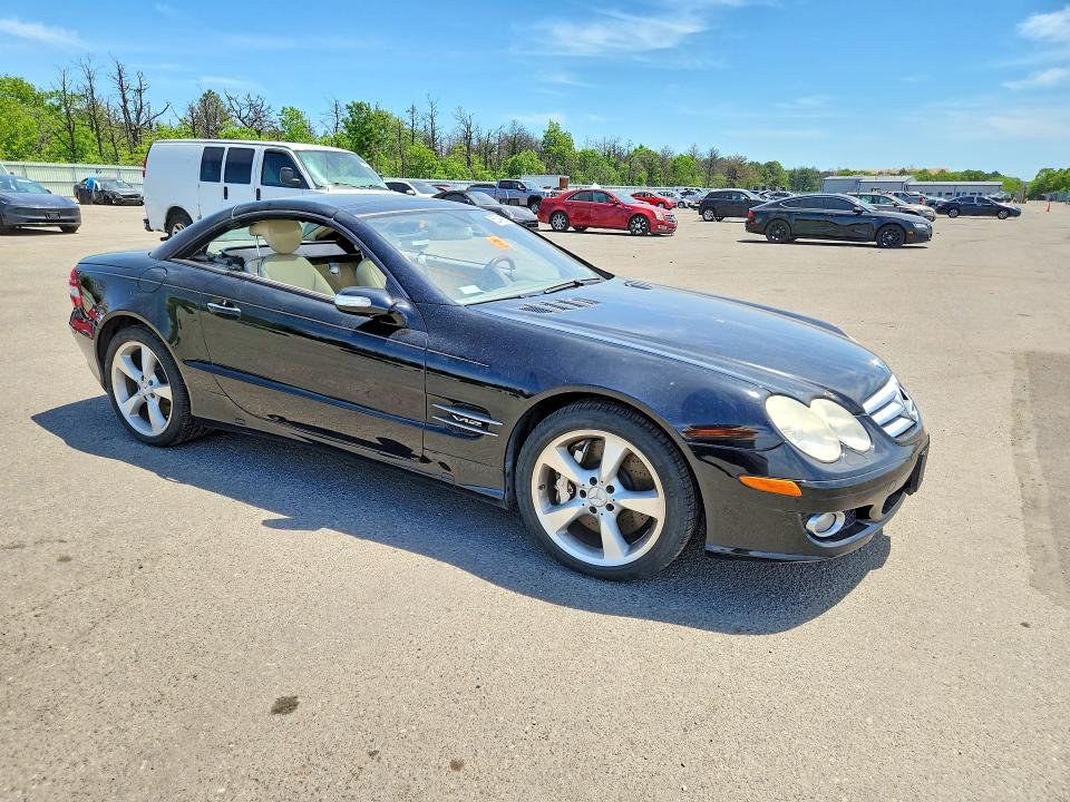 56244166 :رقم المزاد ، WDBSK77F57F132361 vin ، 2007 Mercedes-benz Sl مزاد بيع