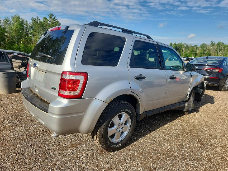 Продажа на аукционе авто 2011 Ford Escape, vin: 1FMCU0DG5BKB42534, номер лота: 57440016