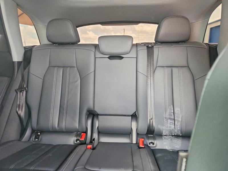 55767946 :رقم المزاد ، WA11AAGU1S2025555 vin ، 2025 Audi Q5 مزاد بيع