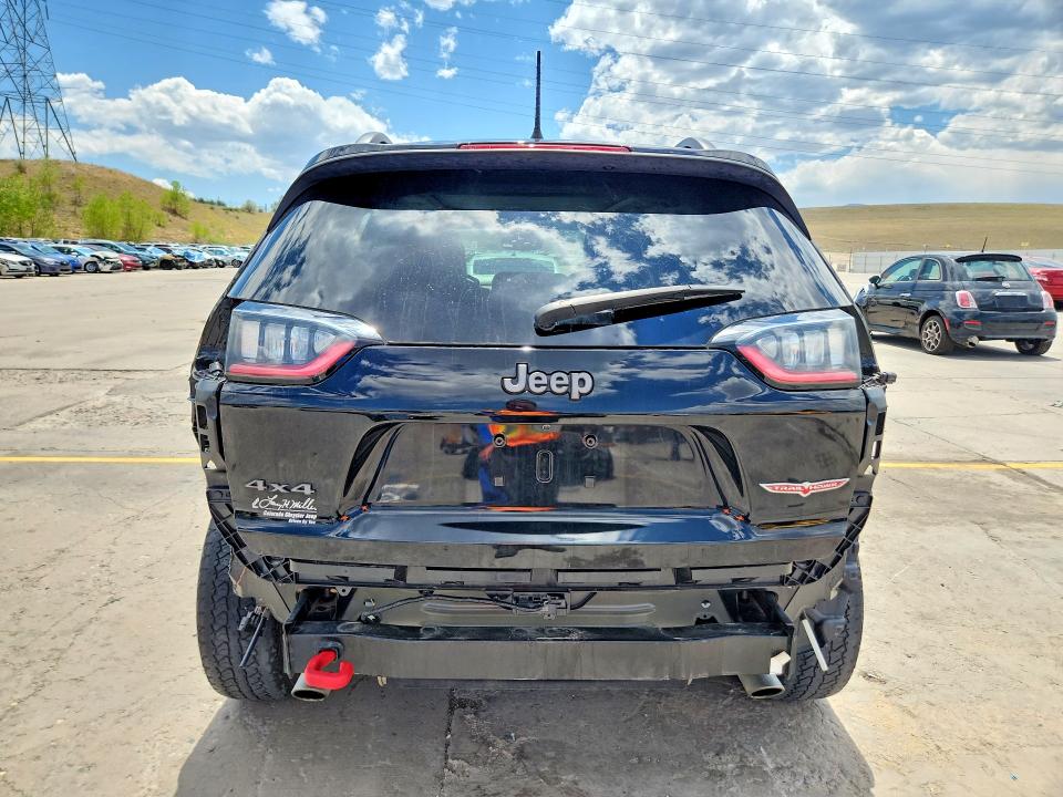 59368376 :رقم المزاد ، 1C4PJMBN4KD383237 vin ، 2019 Jeep Cherokee مزاد بيع