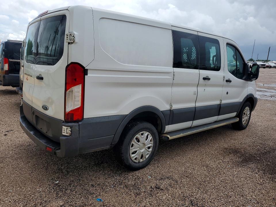 54101596 :رقم المزاد ، 1FTYR1ZM1JKB32226 vin ، 2018 Ford Transit مزاد بيع