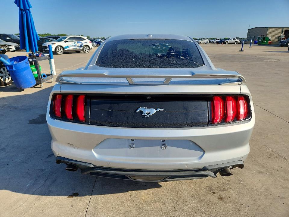 2018 Ford Mustang მანქანა იყიდება აუქციონზე, vin: 1FA6P8TH5J5135152, აუქციონის ნომერი: 56117926