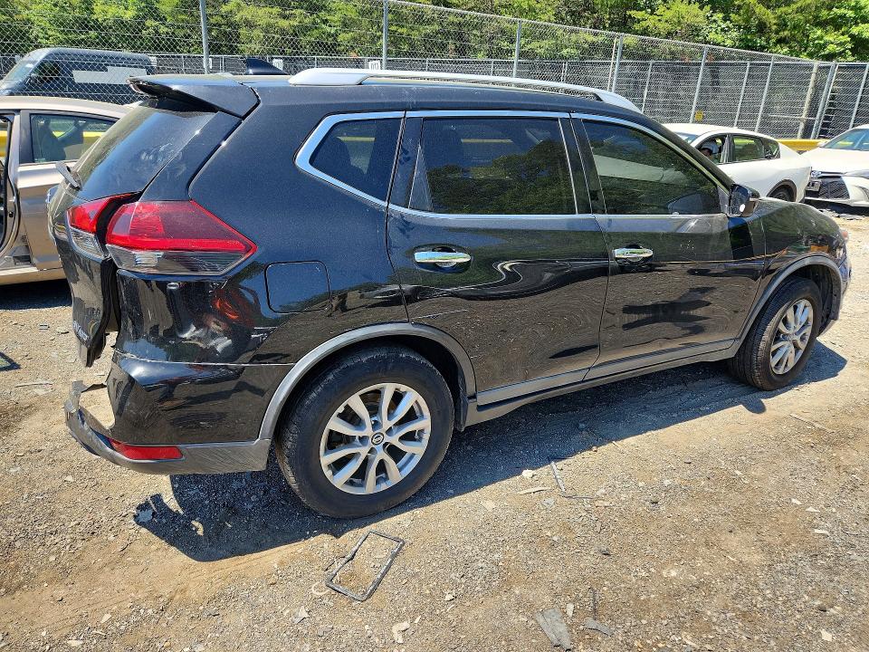 Продаж на аукціоні авто 2018 Nissan Rogue, vin: KNMAT2MV4JP563297, номер лоту: 55409396