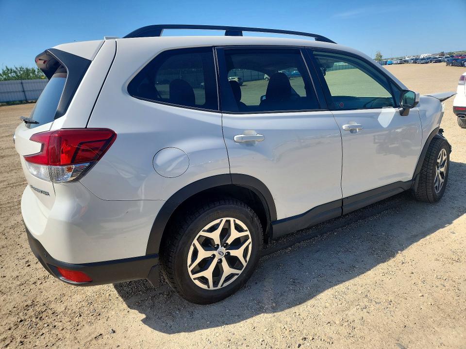 59021996 :رقم المزاد ، JF2SKEFC9LH537152 vin ، 2020 Subaru Forester مزاد بيع