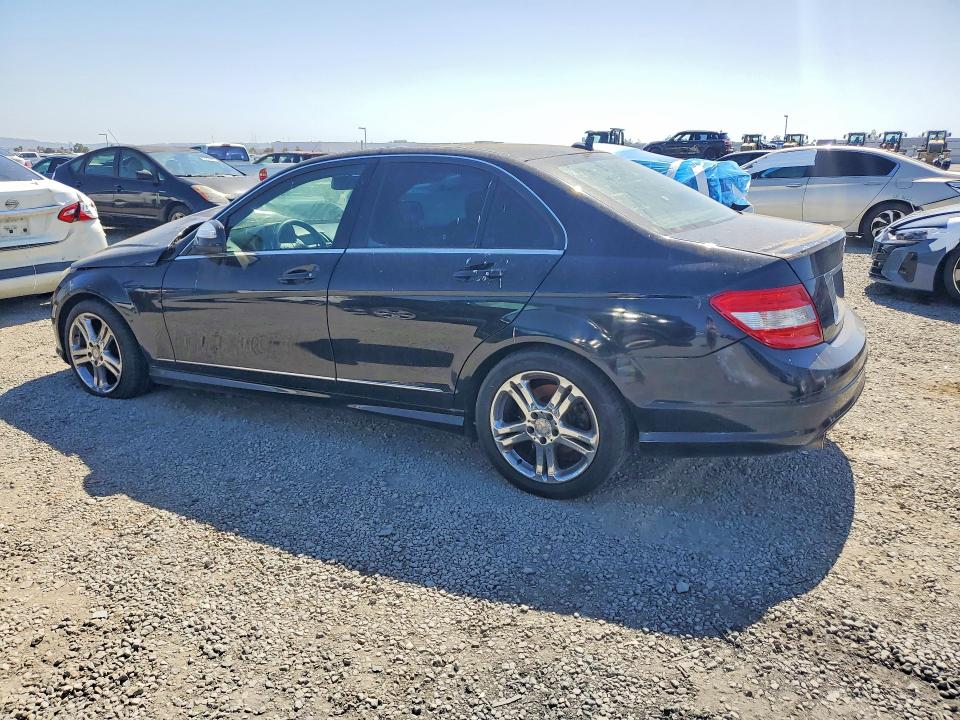 55971576 :رقم المزاد ، WDDGF54X78F047395 vin ، 2008 Mercedes-benz C مزاد بيع