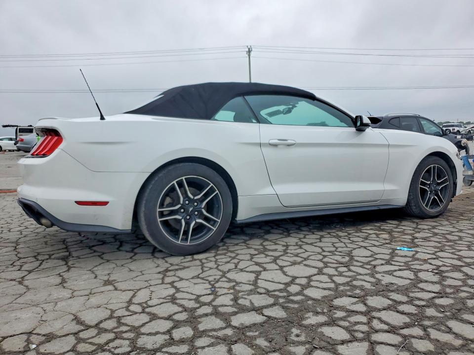 Продажа на аукционе авто 2018 Ford Mustang, vin: 1FATP8UH6J5111766, номер лота: 55568456