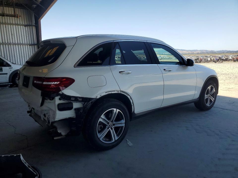 57628656 :رقم المزاد ، WDC0G4JB7JV083721 vin ، 2018 Mercedes-benz Glc مزاد بيع