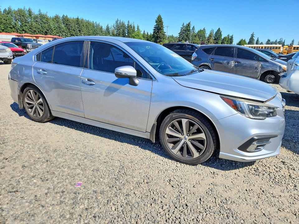 2018 Subaru Legacy მანქანა იყიდება აუქციონზე, vin: 4S3BNAN69J3030532, აუქციონის ნომერი: 55761376