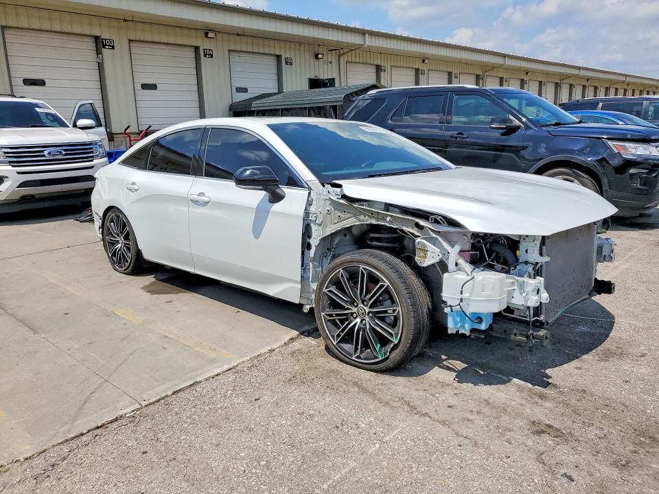 56667156 :رقم المزاد ، 4T1BZ1FBXKU015092 vin ، 2019 Toyota Avalon مزاد بيع