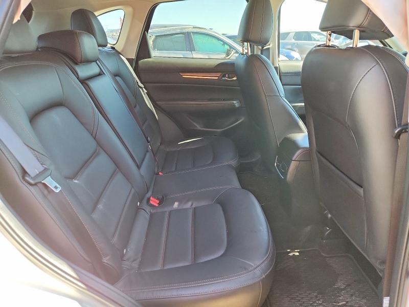 56546386 :رقم المزاد ، JM3KFBEM3N0645660 vin ، 2022 Mazda Cx-5 مزاد بيع