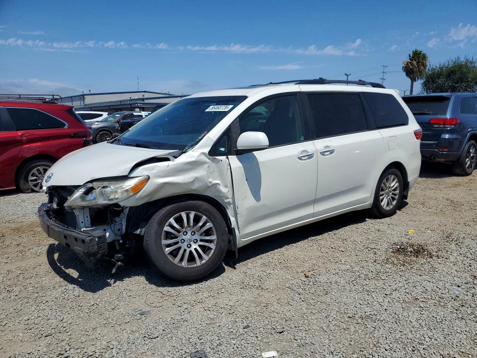 Продажа на аукционе авто 2016 Toyota Sienna, vin: 5TDYK3DC1GS755409, номер лота: 56460726