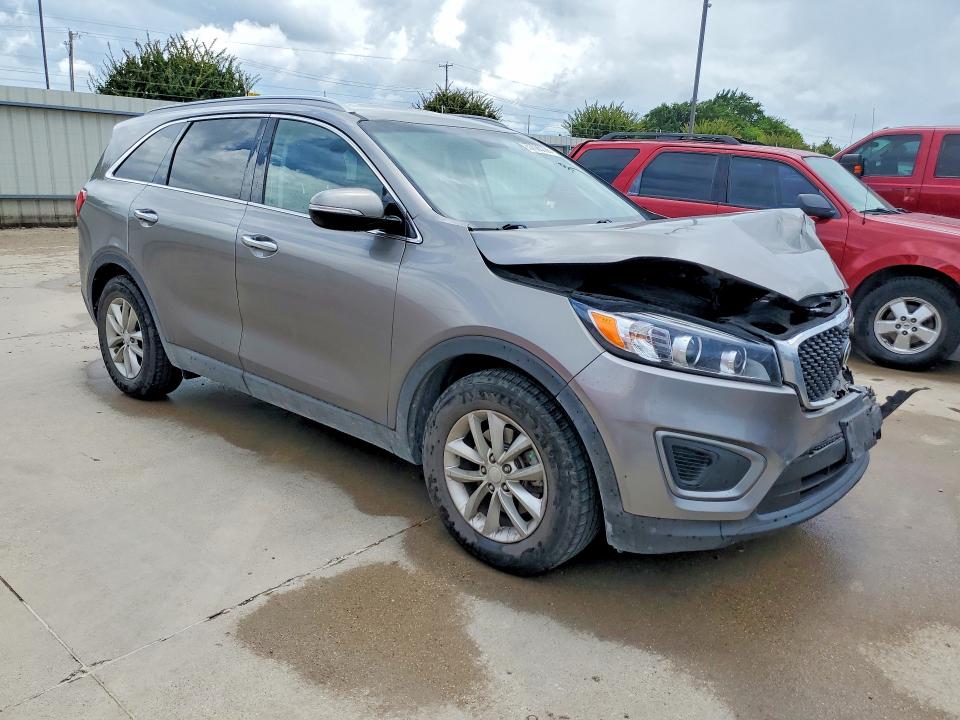 Продажа на аукционе авто 2016 Kia Sorento, vin: 5XYPG4A52GG003174, номер лота: 57085726