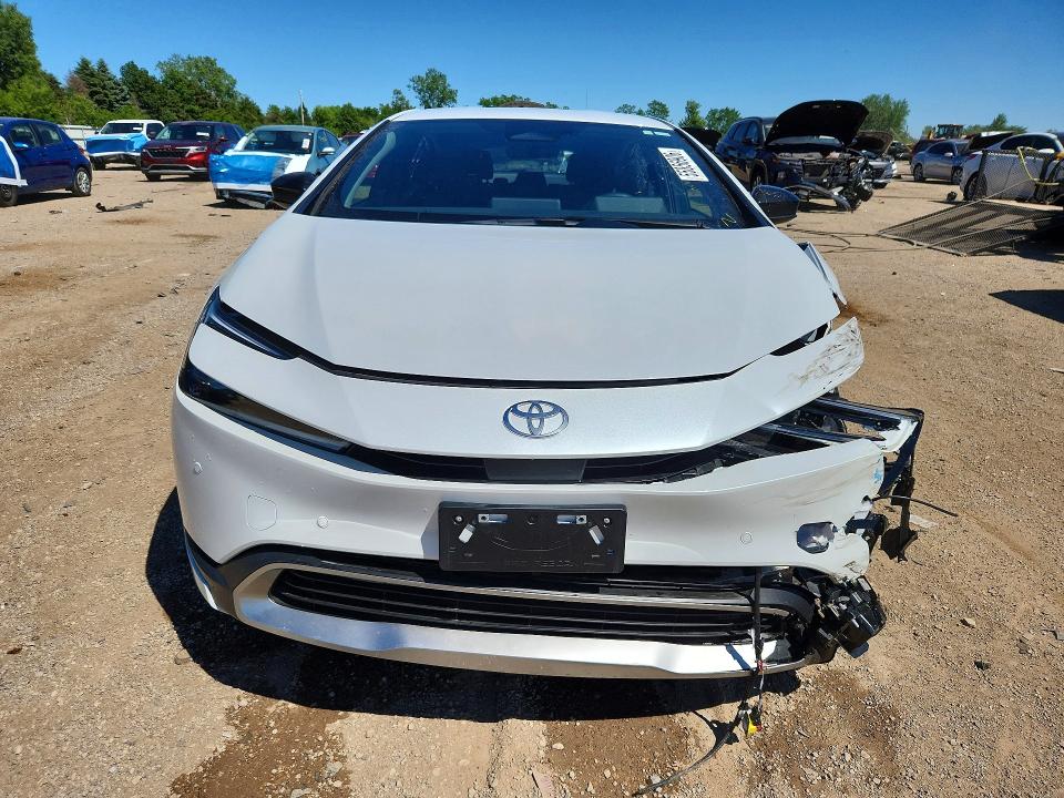 Продаж на аукціоні авто 2026 Toyota Prius Plug-in Hybrid, vin: JTDACACU9T3061253, номер лоту: 55856906