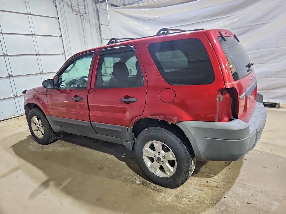 59186196 :رقم المزاد ، 1FMYU03117KA06489 vin ، 2007 Ford Escape مزاد بيع