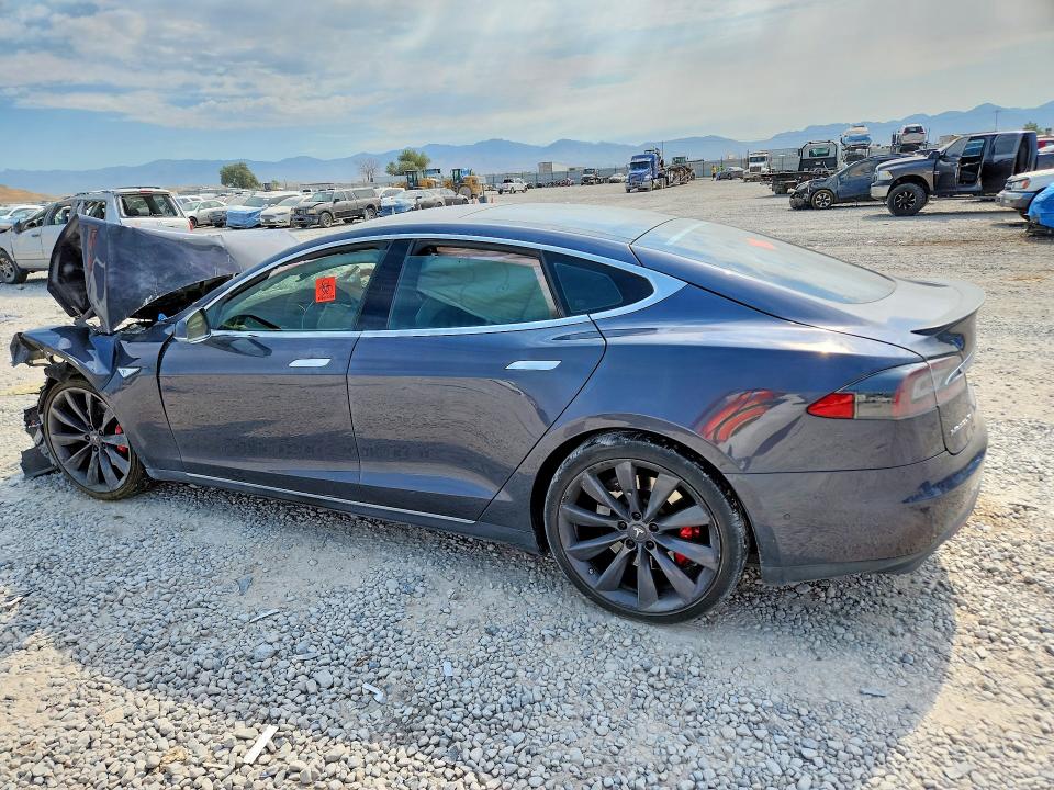 Продажа на аукционе авто 2016 Tesla Model S, vin: 5YJSA1E42GF129604, номер лота: 58374016