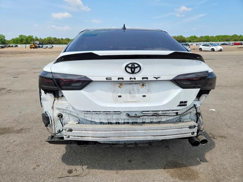 56664476 :رقم المزاد ، 4T1T11BK5PU079100 vin ، 2023 Toyota Camry مزاد بيع