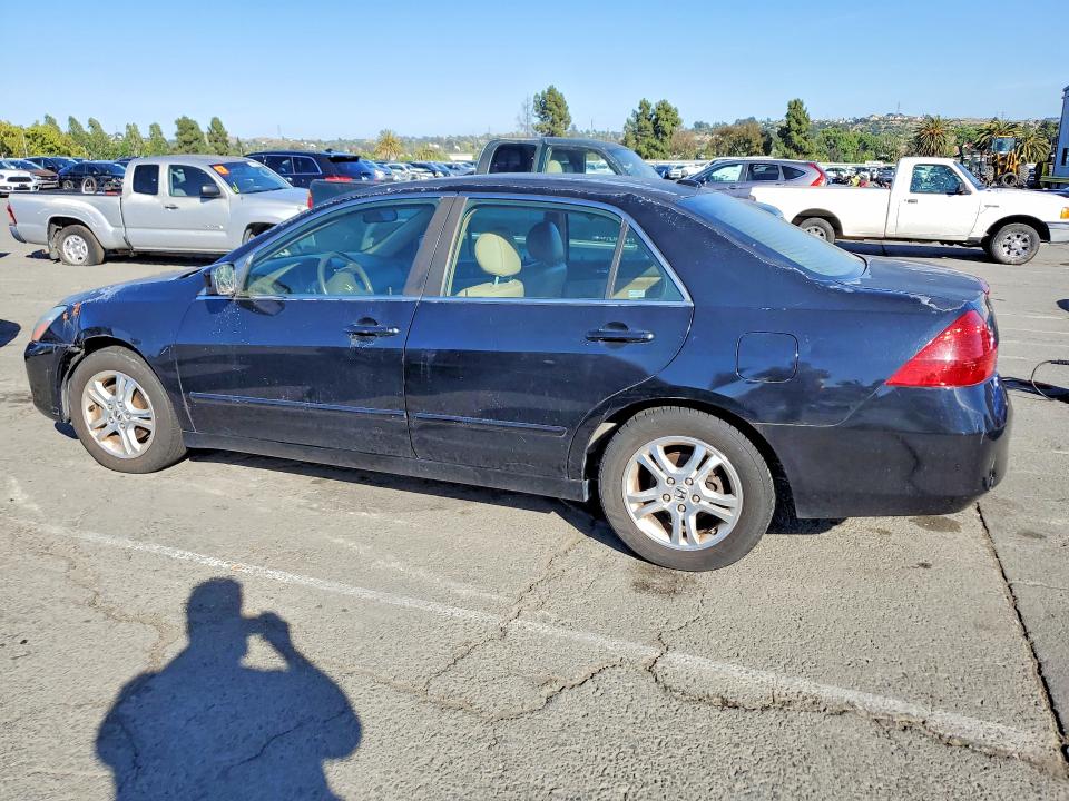 Продажа на аукционе авто 2006 Honda Accord, vin: 1HGCM55866A176603, номер лота: 53666186