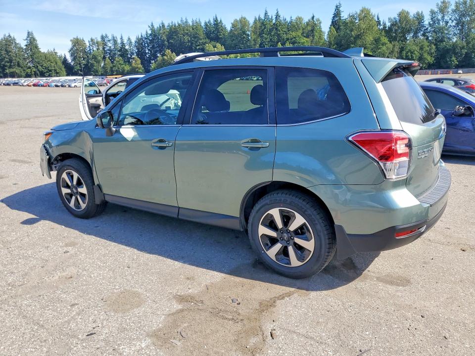 58153446 :رقم المزاد ، JF2SJAJCXHH561437 vin ، 2017 Subaru Forester مزاد بيع