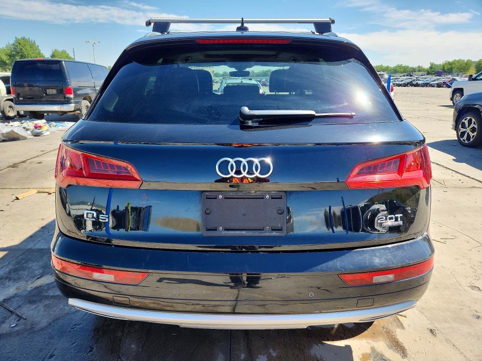 2018 Audi Q5 მანქანა იყიდება აუქციონზე, vin: WA1BNAFY7J2137580, აუქციონის ნომერი: 56626926