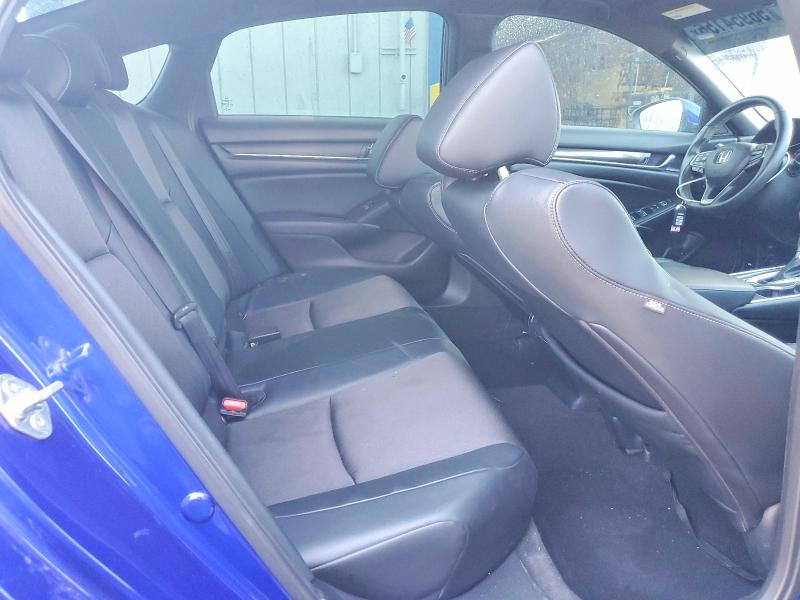 Продаж на аукціоні авто 2018 Honda Accord, vin: 1HGCV1F32JA105383, номер лоту: 56954156
