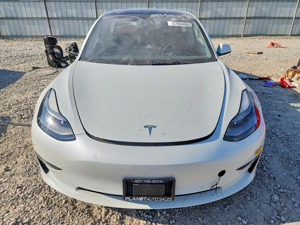 Продажа на аукционе авто 2022 Tesla Model 3, vin: 5YJ3E1EB8NF142815, номер лота: 57850066