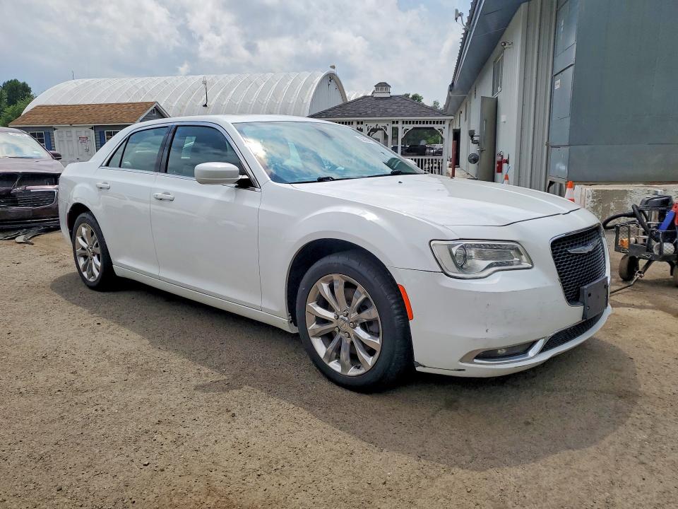 Продажа на аукционе авто 2016 Chrysler 300, vin: 2C3CCARG7GH262098, номер лота: 58054126