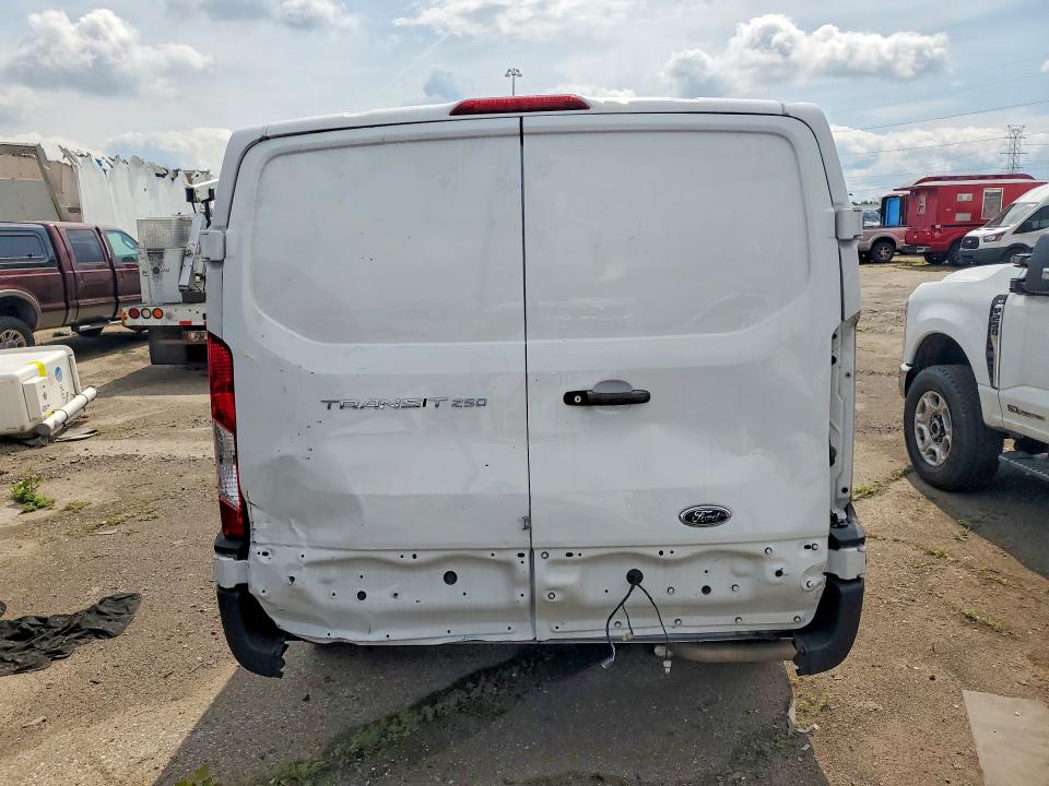 Продаж на аукціоні авто 2023 Ford Transit, vin: 1FTBR1Y84PKC09044, номер лоту: 58189106