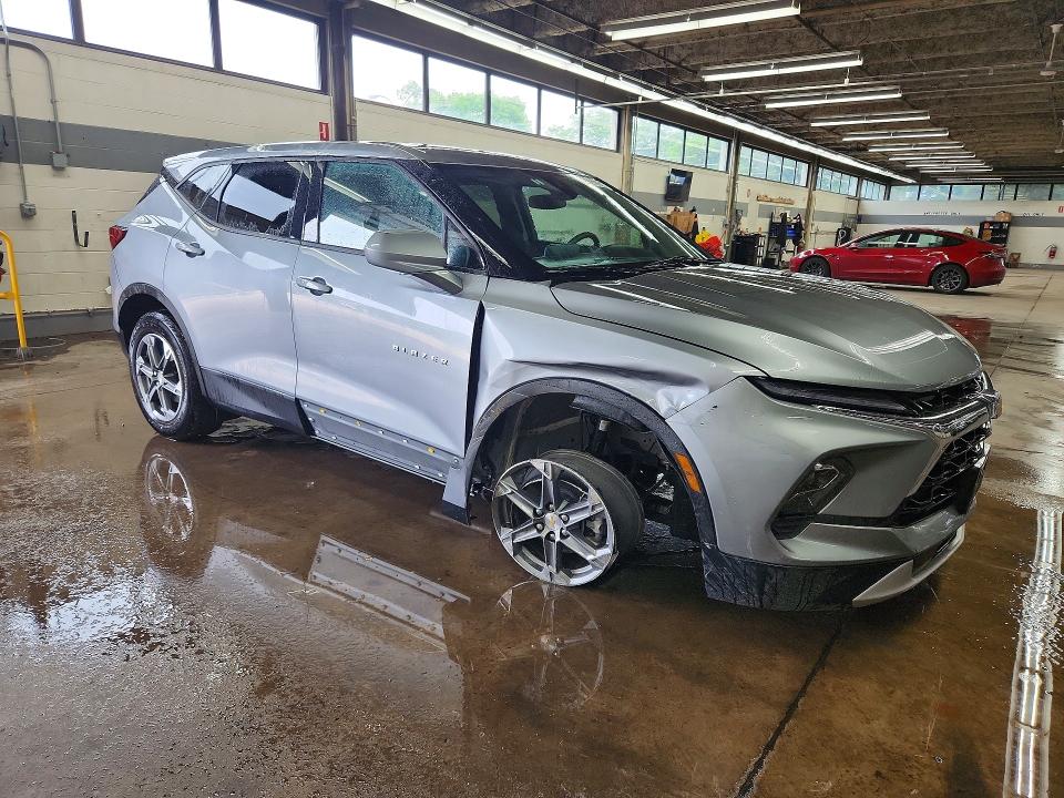 Продажа на аукционе авто 2025 Chevrolet Blazer, vin: 3GNKBCR40SS262677, номер лота: 56638656
