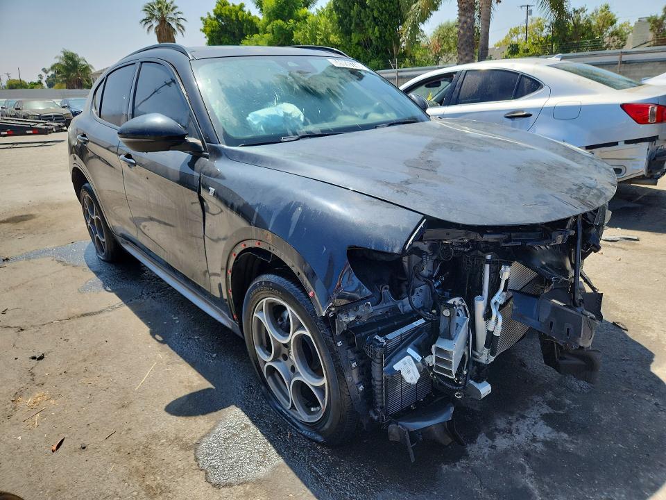 2024 Alfa Romeo Stelvio მანქანა იყიდება აუქციონზე, vin: ZASPAKBN4R7D75336, აუქციონის ნომერი: 58955746