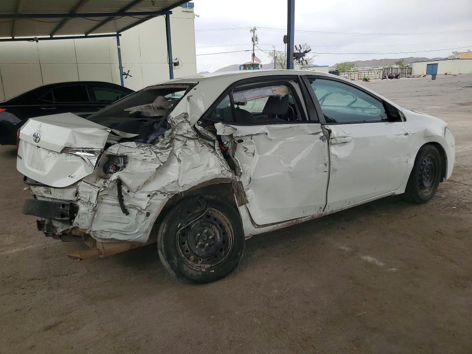 Продаж на аукціоні авто 2015 Toyota Corolla, vin: 5YFBURHE4FP331650, номер лоту: 57855536