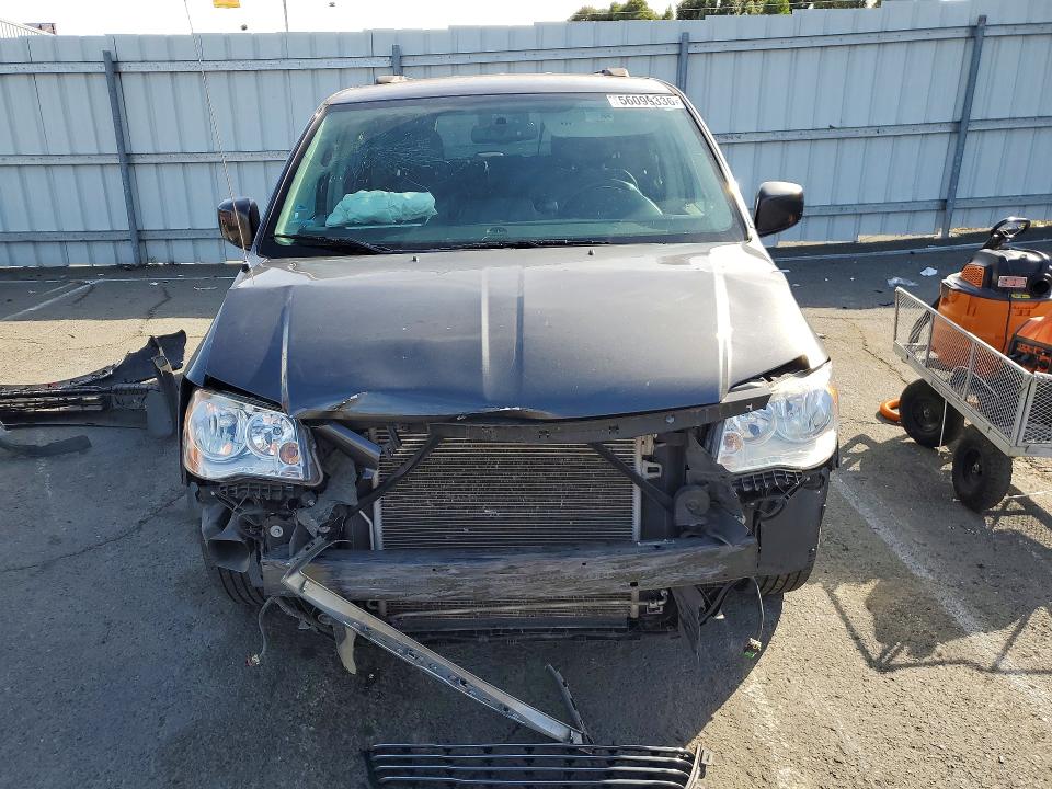 2016 Chrysler Town & Country მანქანა იყიდება აუქციონზე, vin: 2C4RC1BG7GR299047, აუქციონის ნომერი: 56099336
