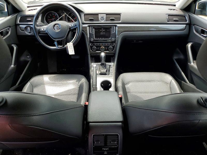 56799726 :رقم المزاد ، 1VWBT7A30HC016577 vin ، 2017 Volkswagen Passat مزاد بيع
