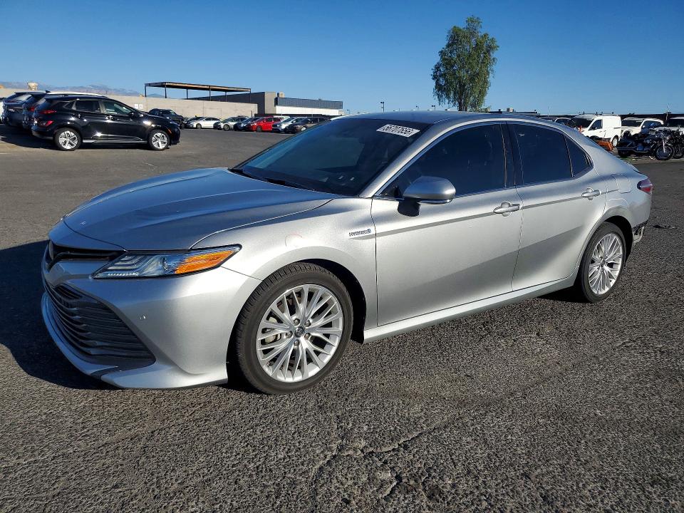 56707656 :رقم المزاد ، 4T1B21HKXJU507248 vin ، 2018 Toyota Camry Hybrid مزاد بيع